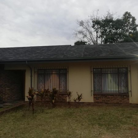 Mandulia Guest House Mbombela Buitenkant foto